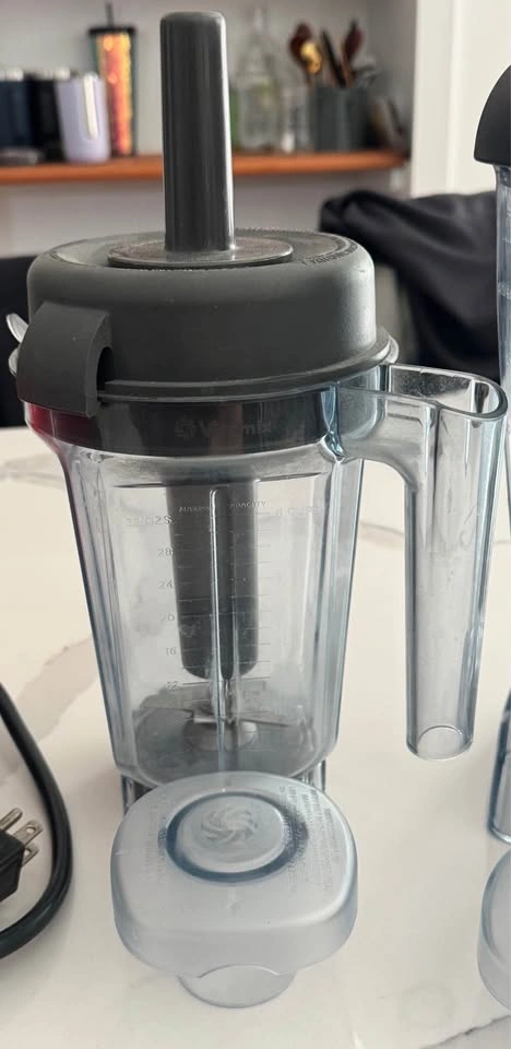 Vitamix Aspire Blender w/ 2nd smaller dry Pitcher - photo 4