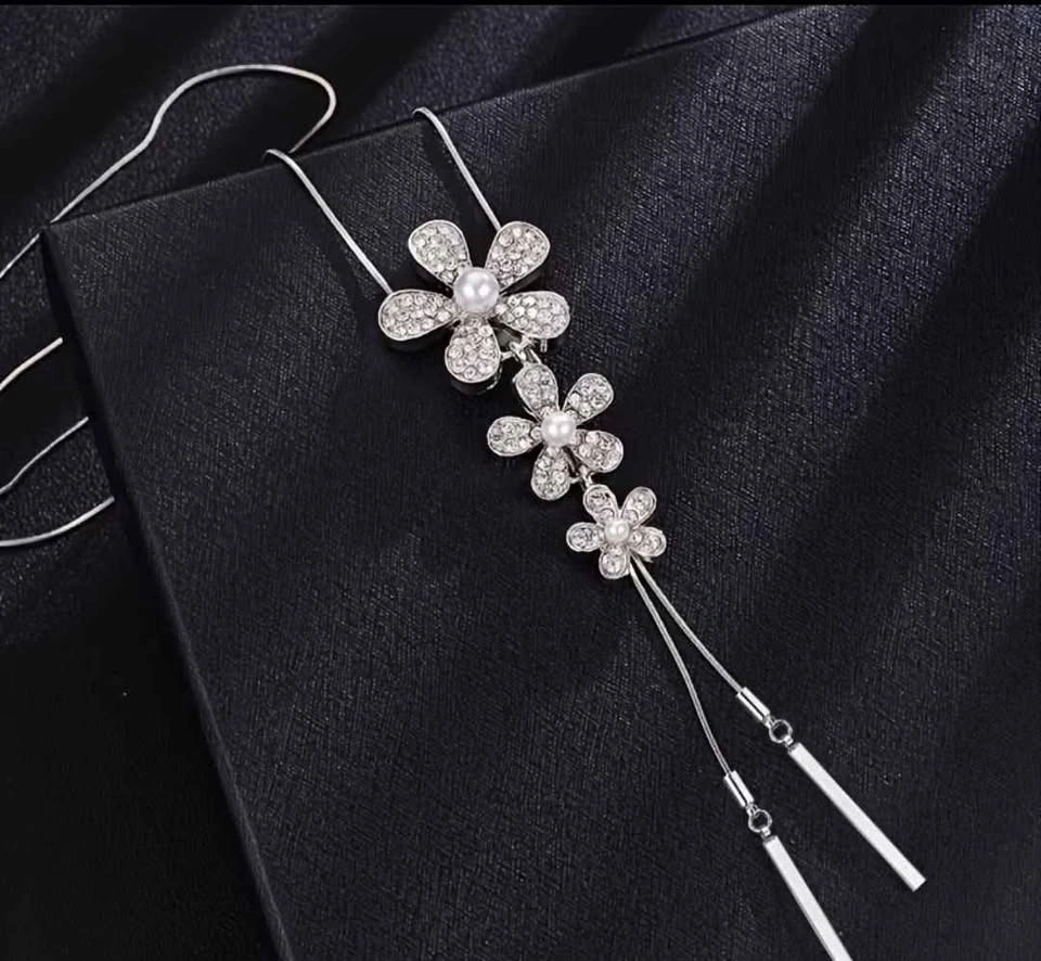 Fashionable Temperament Creative New Three-Flower Chain Long Nec - photo 4