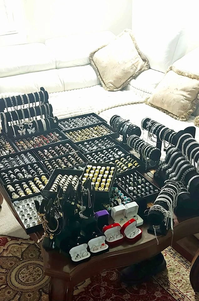 Thousands of rings, bracelets, chains, necklaces