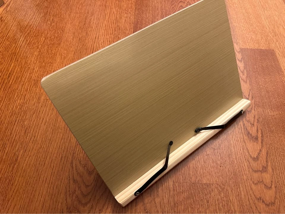 Wooden Book Holder - photo 2
