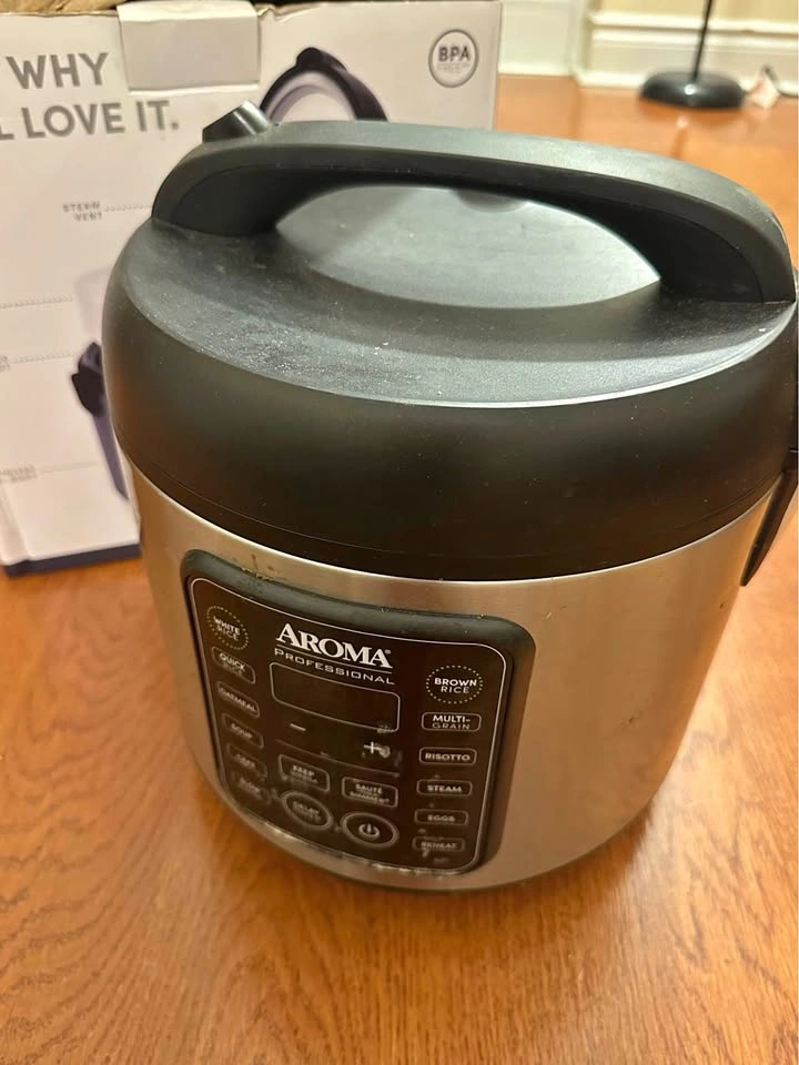 Aroma Pressure Cooker