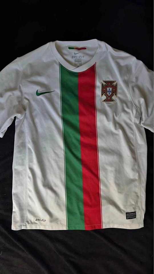2010 World Cup Portugal Away Jersey - Size M