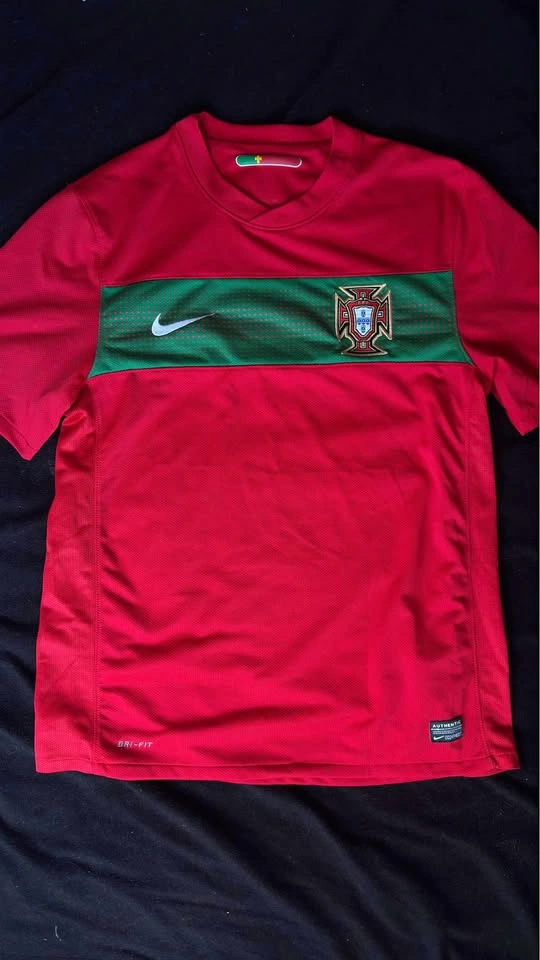 2010 World Cup Portugal Jersey Size M