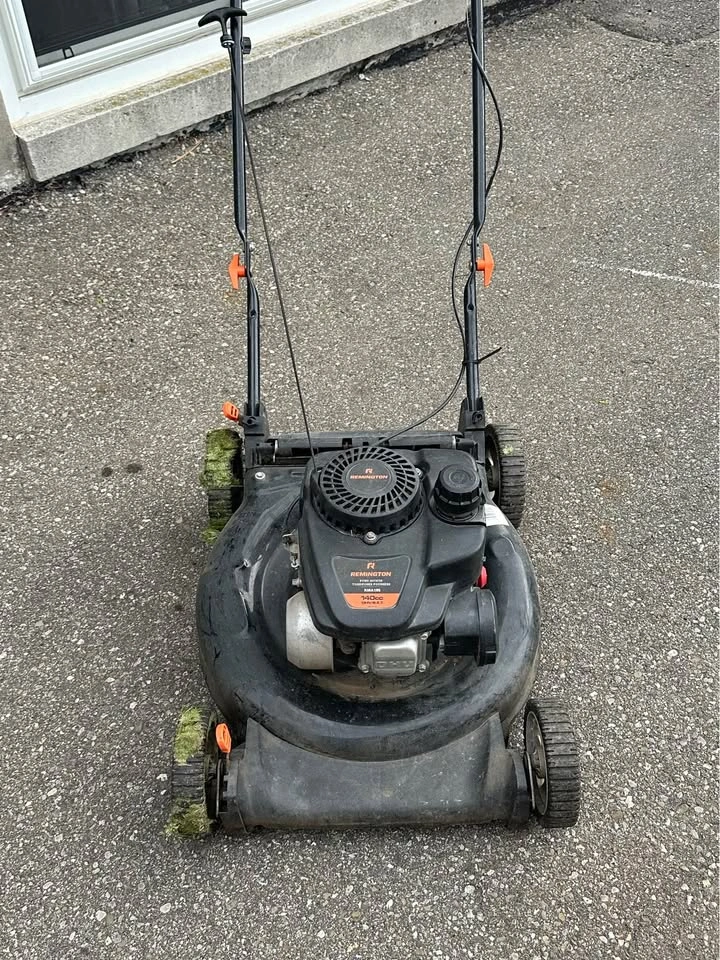 Remington 140cc Gas Mower - photo 2