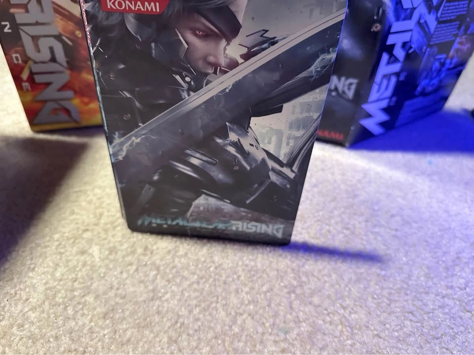 Metal Gear Rising Collectors Edition NO GAME - photo 2