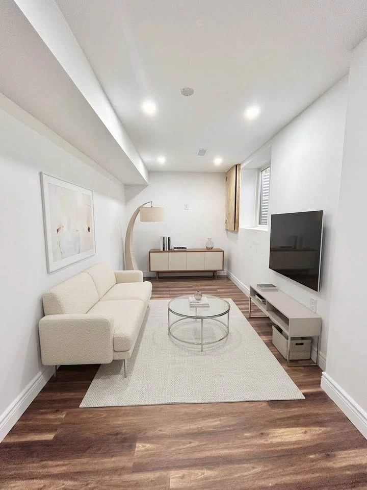 2 Beds 1 Bath Apartment for Rent - photo 3
