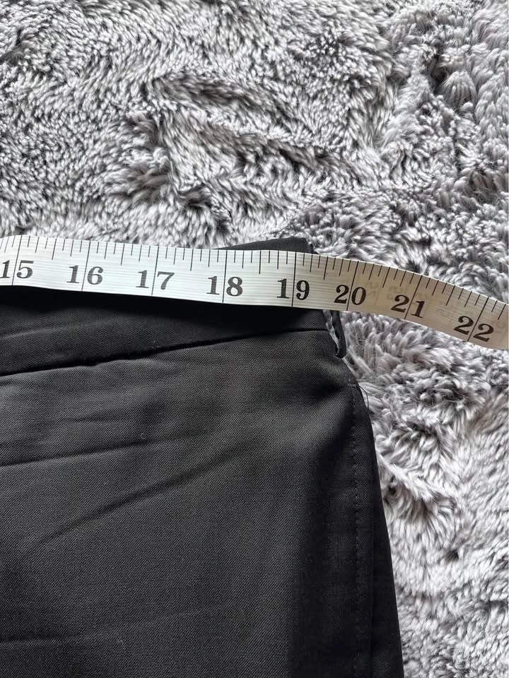 Men’s Black Saks Suit feat. Zegna Wool Cloth: 46R - photo 4