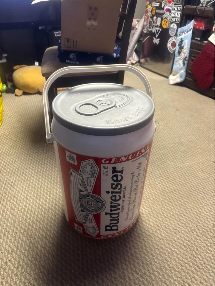 Vintage Budweiser Can Cooler