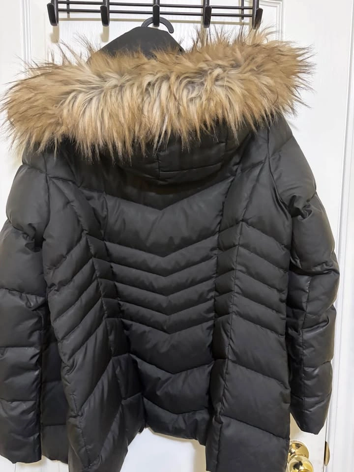 Calvin Klein Black Puffer Jacket Faux Fur Hood Size M - photo 4