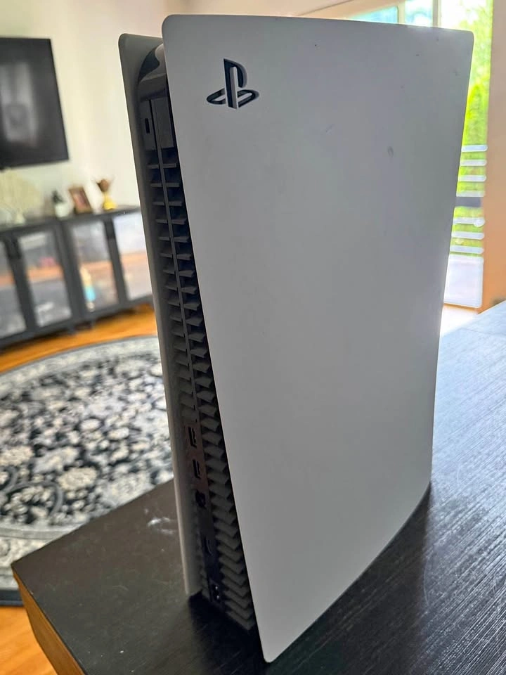 PlayStation 5 Console
