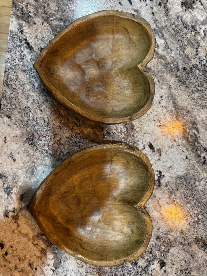 Wooden heart dishes - photo 4