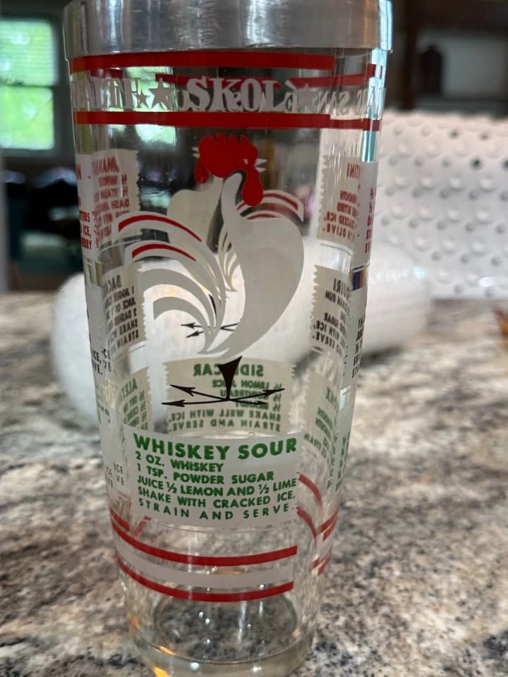 Vintage Cocktail Shaker - photo 4