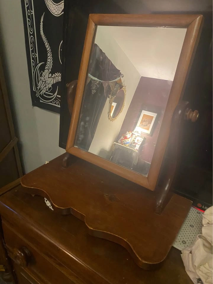 Wooden Vanity Mirror - photo 2