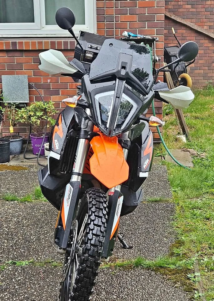 2021 KTM 890 Adventure R