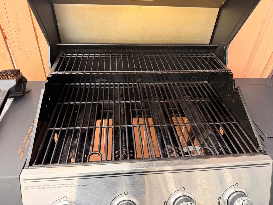 BBQ Grill for Sale with Gas Cylinder - photo 2
