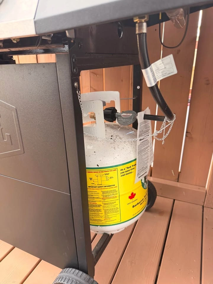 BBQ Grill for Sale with Gas Cylinder - photo 4