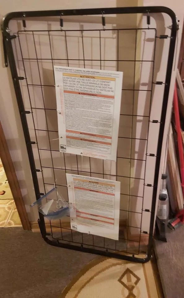 Delta 4-in-1 Sonoma Crib, Rails & Mattress - Great Cond! image indicator(5)