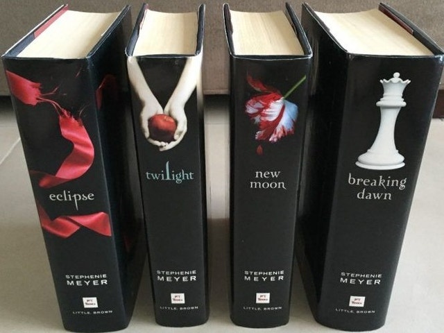 4 Twilight Saga Complete Series HARDCover Books w Dust Covers - photo 2