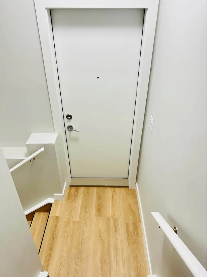 2 Beds 1 Bath - Basement - photo 2