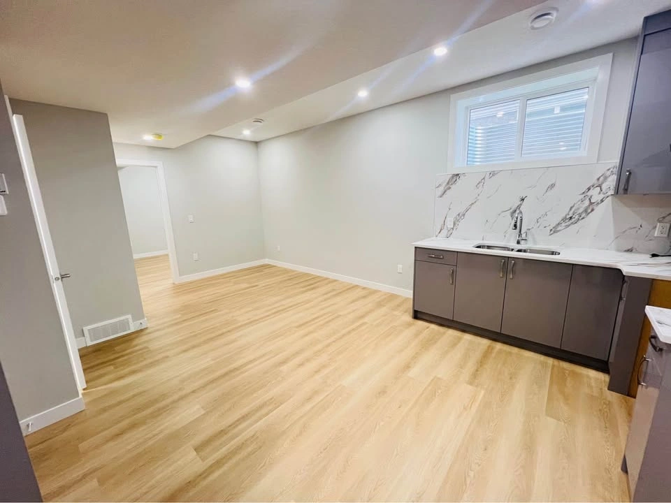 2 Beds 1 Bath - Basement
