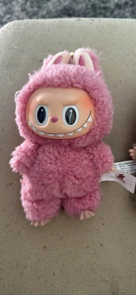 Labubu Doll $30 Each Monsters Keychain - photo 3
