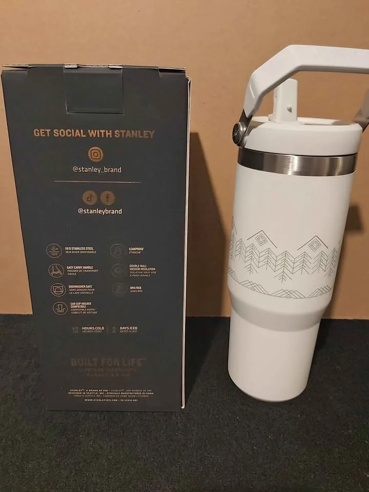 Stanley Iceflow Tumbler Limited Holiday Edition 30oz - New image indicator(5)