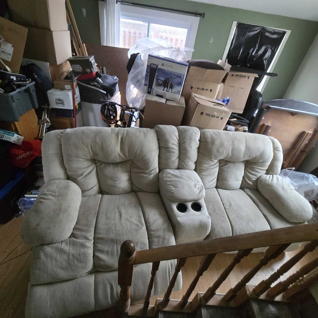 Movie Theater Style Recliner Couch - photo 2