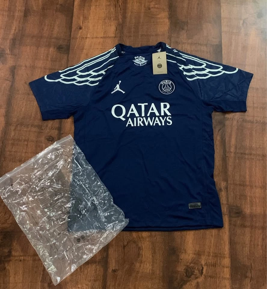 PSG 24/25 4th Kit Jersey Size M - photo 4