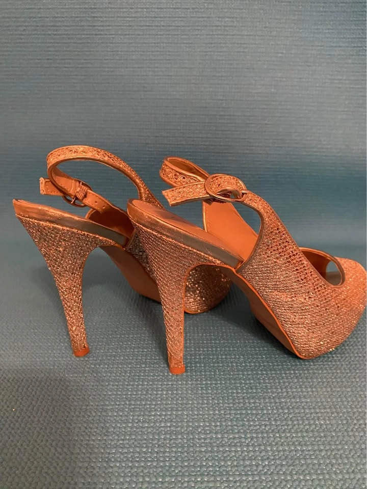 Ladies Gold Glitter Shoes Pickup Today - photo 3