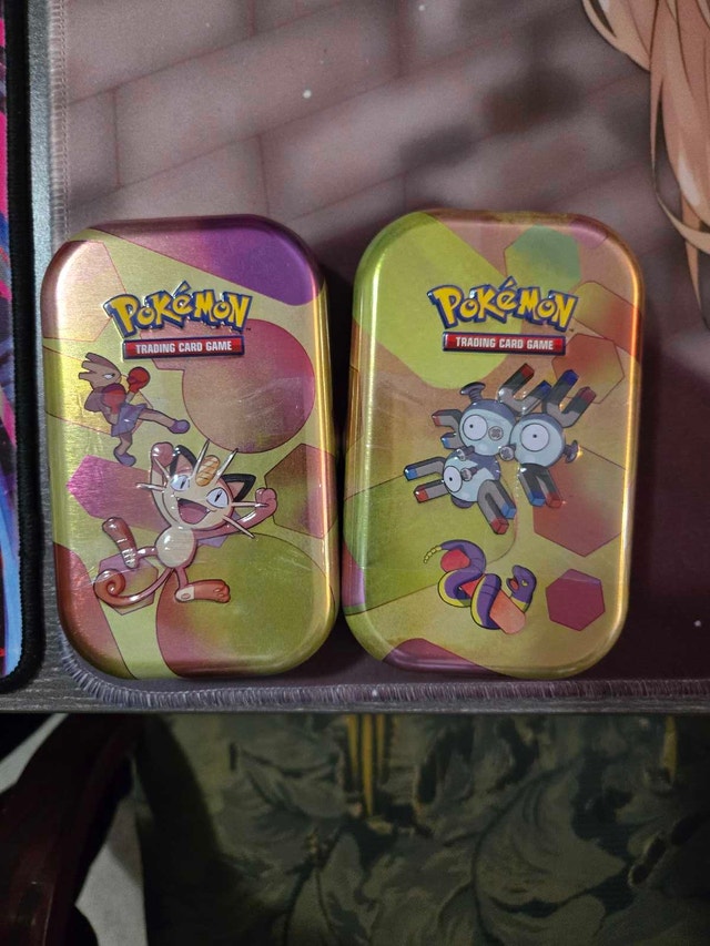 Pokemon Tins & Booster Packs - photo 2