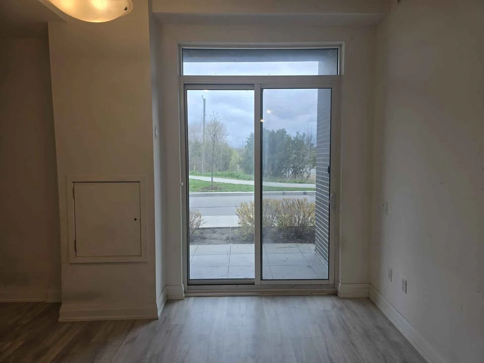 1 Bed 1 Bath Apartment - photo 2
