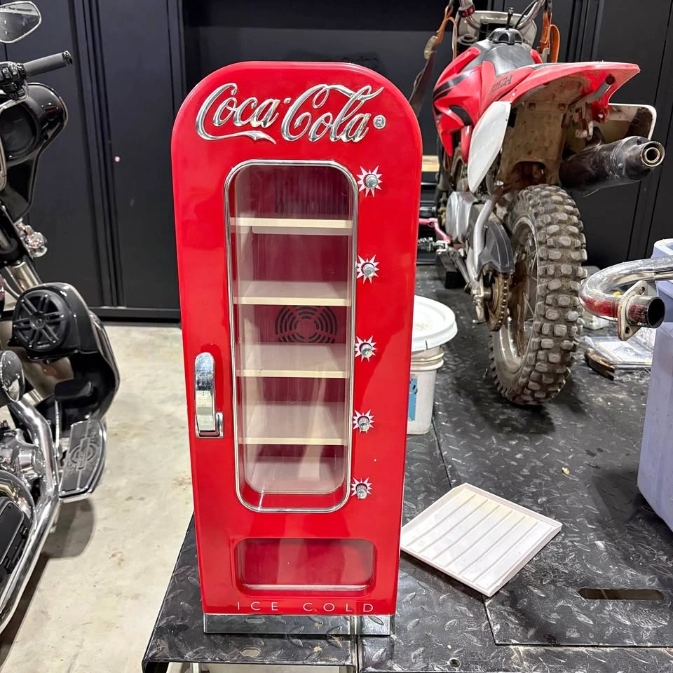 Koolatron Coca-Cola Vending Machine Mini Fridge