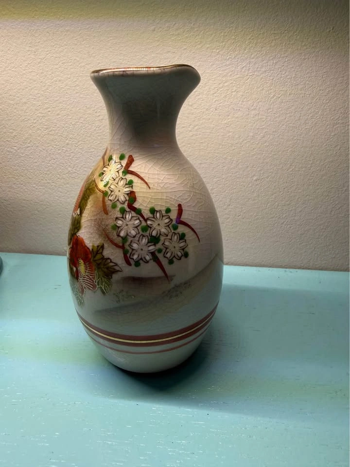 Vintage Japanese Kutani Sake Decanter Vase - photo 2