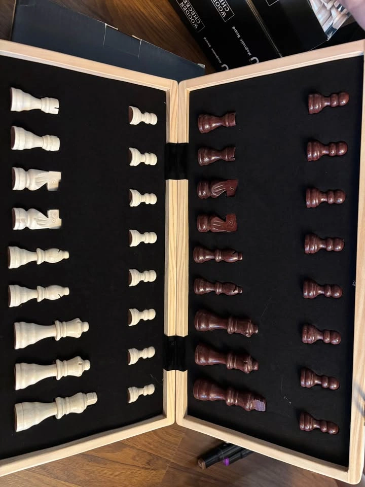 Brand NEW - 15” Magnetic Wooden Chess Set - photo 2