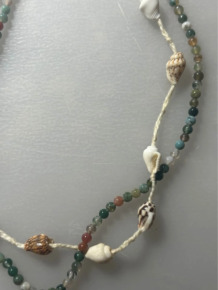 Shell and Beaded Necklace - photo 2