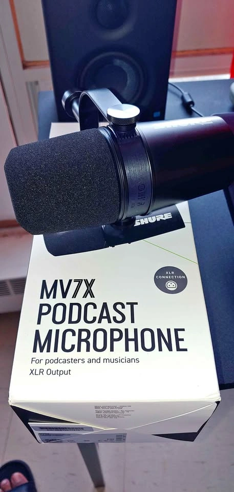 Shure MV7X Dynamic Microphone