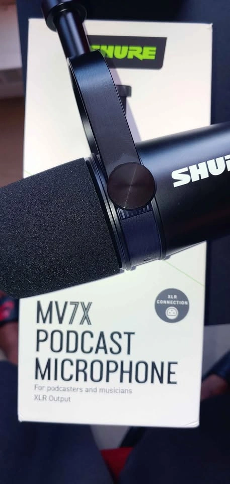 Shure MV7X Dynamic Microphone - photo 2