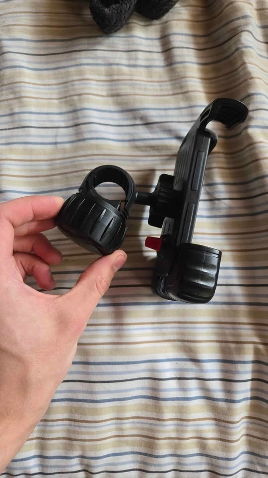 Lectric Phone Holder - photo 3