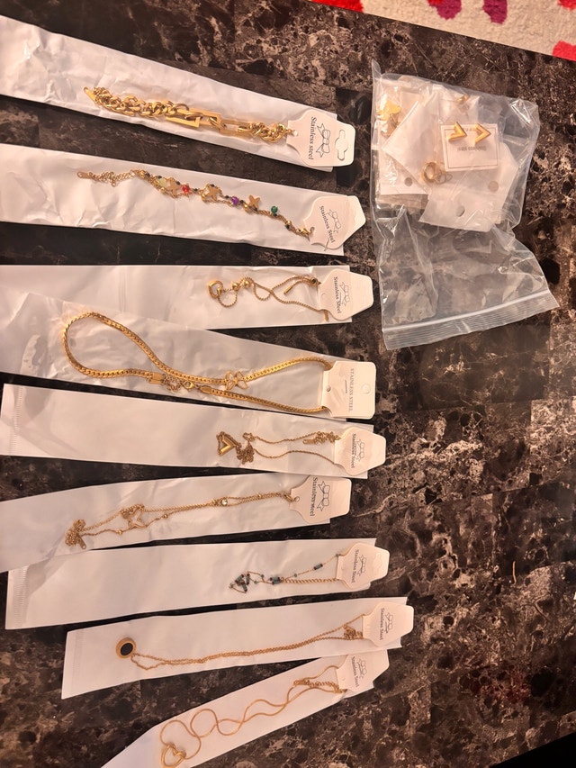 Jewellery Lot