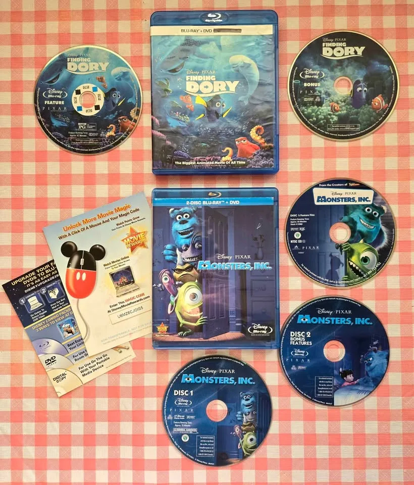 EUC Disney Blu-ray Assorted Titles $5 each OR $20 ALL 5 image indicator(4)