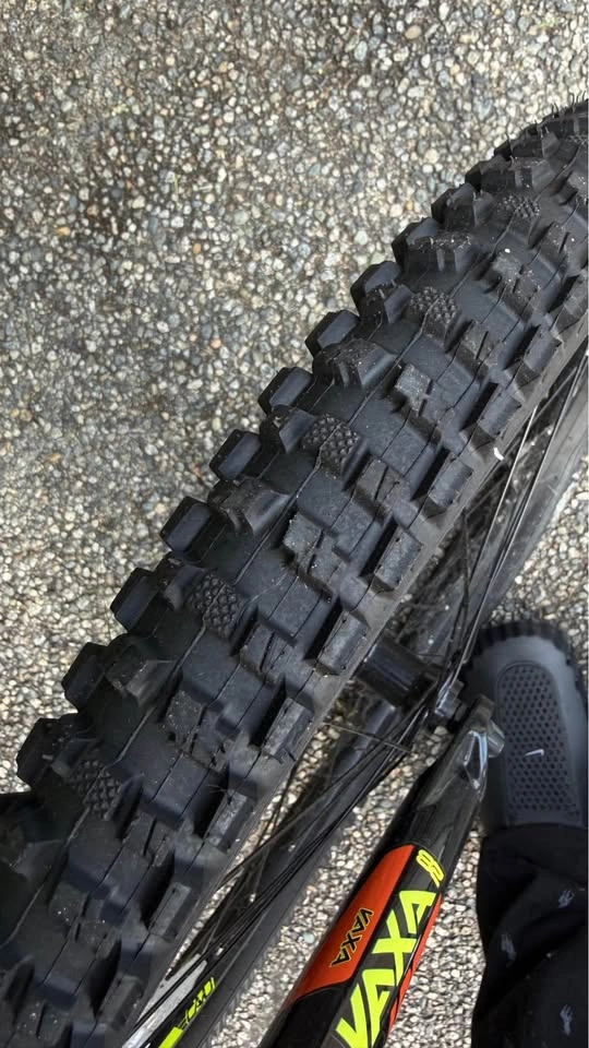 Diamondback Flowdown Mountain Bike - Mint Condition / Unused - photo 5