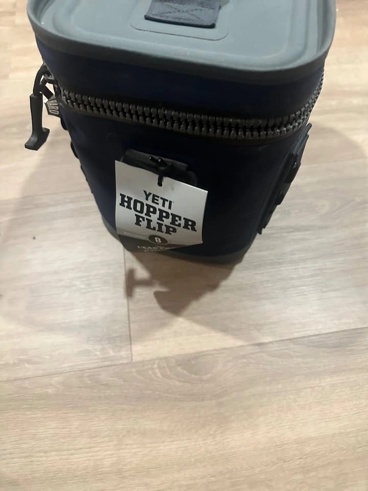 Navy Yeti Hopper Flip 8 - photo 2