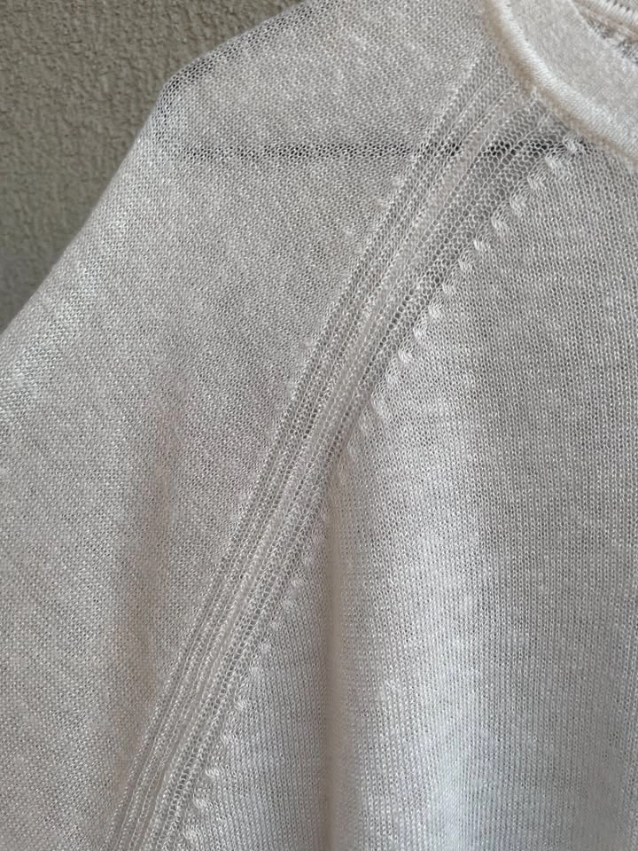 Banana Republic White Linen Rayon Knit Top (M-L) - photo 3