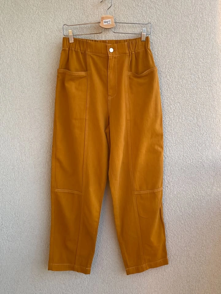 Size M Uniqlo U Mustard Utility Barrel Leg Pants - photo 2