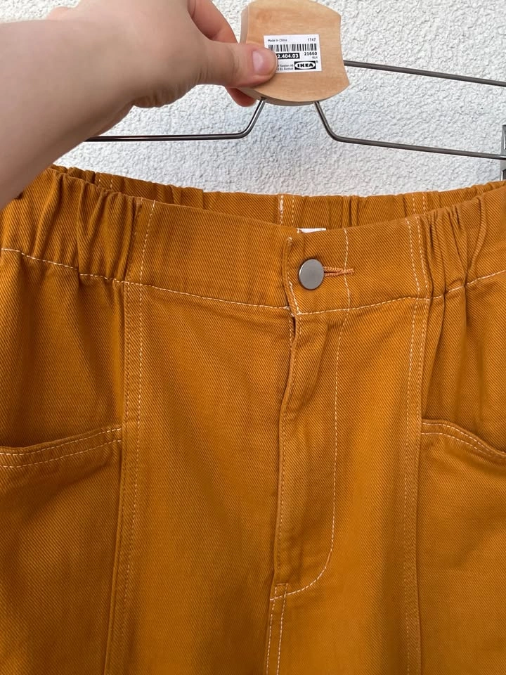 Size M Uniqlo U Mustard Utility Barrel Leg Pants - photo 4