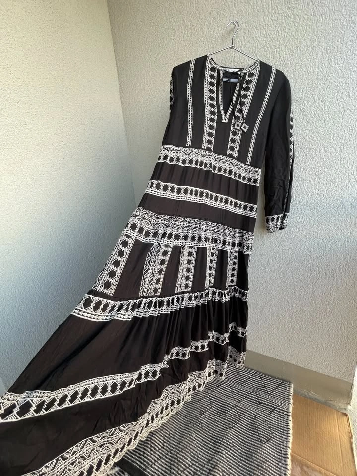 Zara Embroidered Boho Maxi Dress - Size S - photo 2