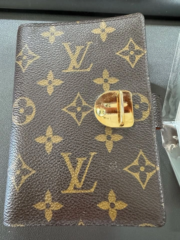 Louis Vuitton Monogram Push Lock Koala Agenda PM - photo 2