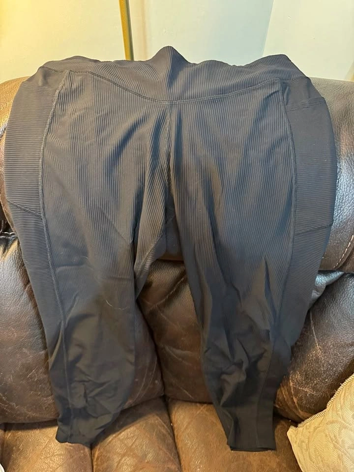 Lot of 2 Old Navy Powersoft Ribbed Leggings XL