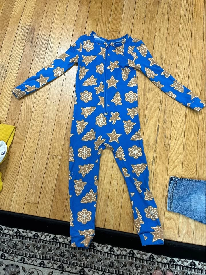 Shalwar Kameez Clothes 2-3 years donation - photo 5
