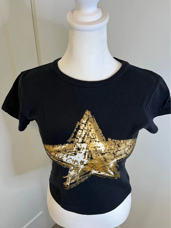 FOREVER 21 Black Gold Star Tee-Shirt - photo 2